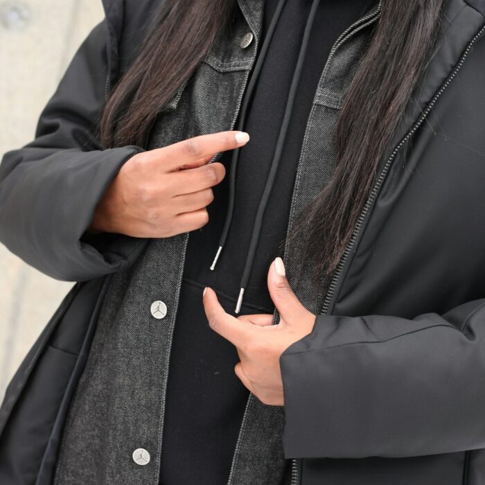 Illustrative Softshell outdoor jacket reference by Samia Liamani, Unsplash